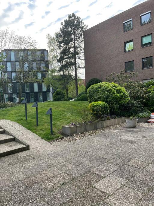 Gemuetlich Und Moderne Wohnung In Duesseldorf Düsseldorf Exterior photo
